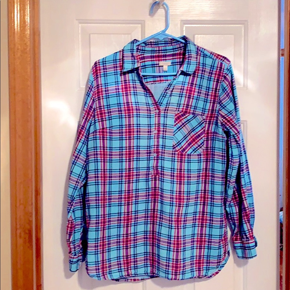 Women’s shirt